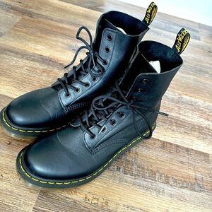Dr Martens 1460 Pascal Leather Combat Boots Womens: 11